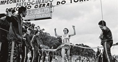 Neste dia… em 1985, Carlos Lopes Campeão Mundial de Corta Mato pela terceira vez