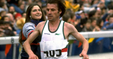 Neste dia… em 1984, Carlos Lopes Campeão Mundial de Corta Mato pela segunda vez