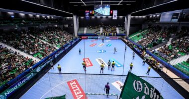 Jogo frenético culmina num empate agridoce