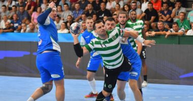 Rugido do Leão na Nação de Alexandre, o Grande