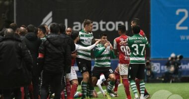 Descalabro em mais uma noite cinzenta da época leonina.