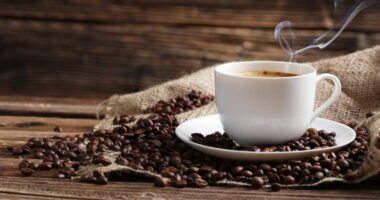 O Sabor de Dois Deliciosos Cafés e o Nojo