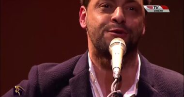 António Zambujo e os pelintras, e uma música para quem se está nas tintas