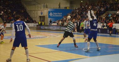 Neste dia… em 2018 –  Andebol: Sporting rouba liderança ao FC Porto em pleno Dragão Caixa