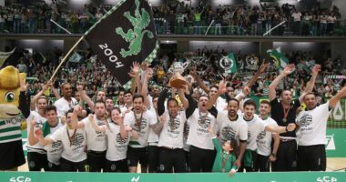 Neste dia… em 2018 – Campeões Nacionais de Voleibol após regresso ao fim de 22 anos