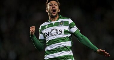 Vietto aponta o caminho das vitórias com dois golos