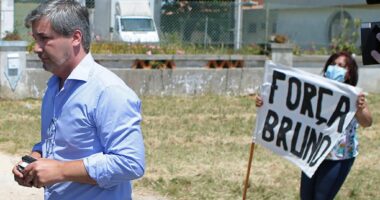 Dois Pesos e Duas Medidas