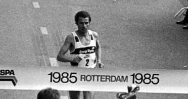 Neste dia… em 1985, Carlos Lopes venceu a Maratona de Roterdão com novo recorde mundial