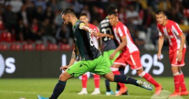 Estreia de Silas a vencer, ainda com muito trabalho pela frente.