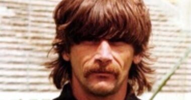 Neste dia… em 2009 – Entrevista a Meszaros : «Dei uma passa num cigarro durante o dérbi»